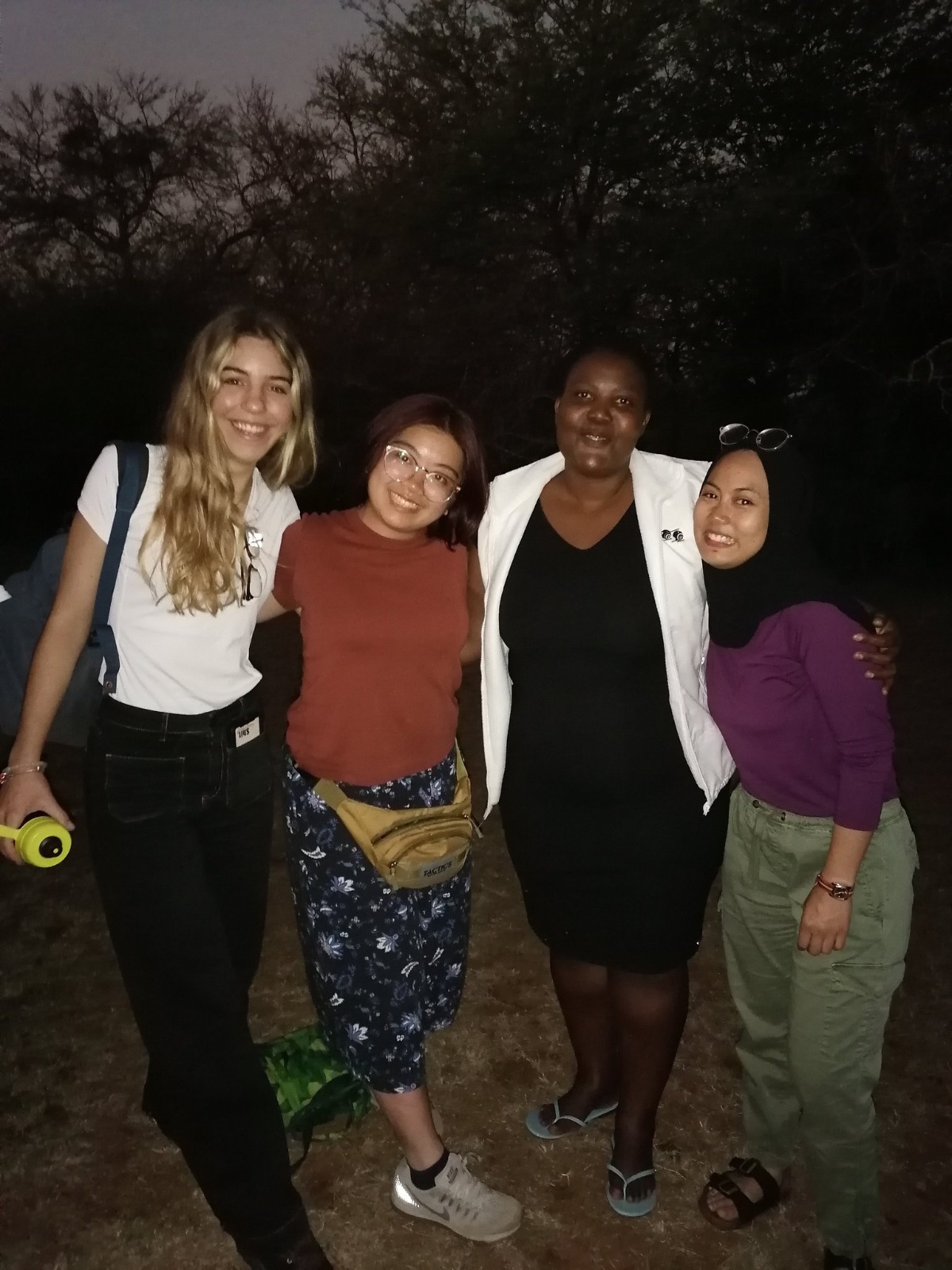 Aitana, Larissa, Mandi and Zora during the last evening © SUSDEV